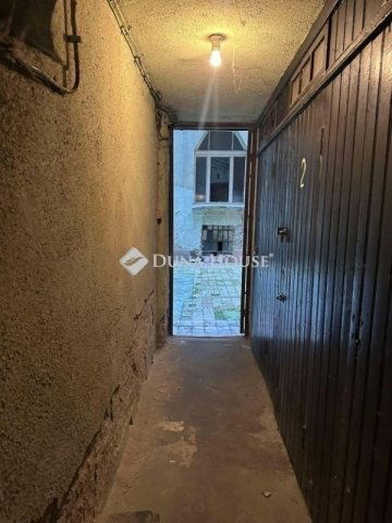 Eladó téglalakás, Budapesten, II. kerületben 134.9 M Ft