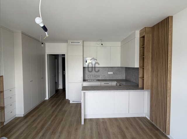 Eladó téglalakás, Budapesten, XIII. kerületben 76 M Ft, 1 szobás