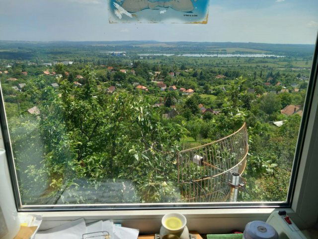 Eladó családi ház, Pécsett 6.5 M Ft, 2 szobás