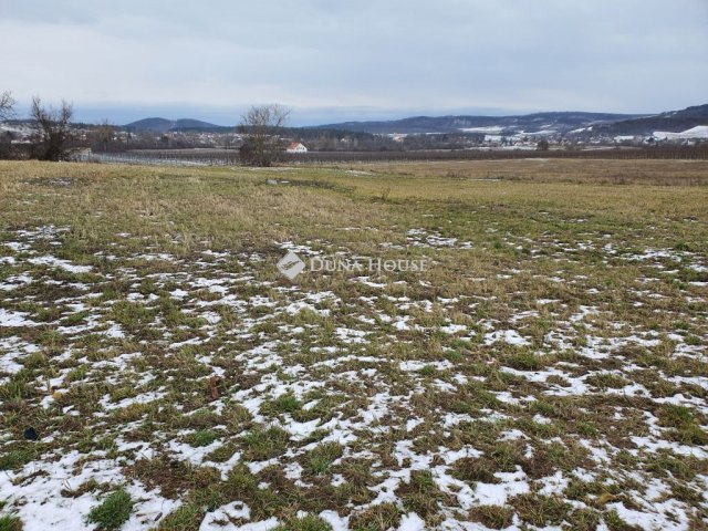 Eladó telek, Pécselyen 46 M Ft / költözzbe.hu