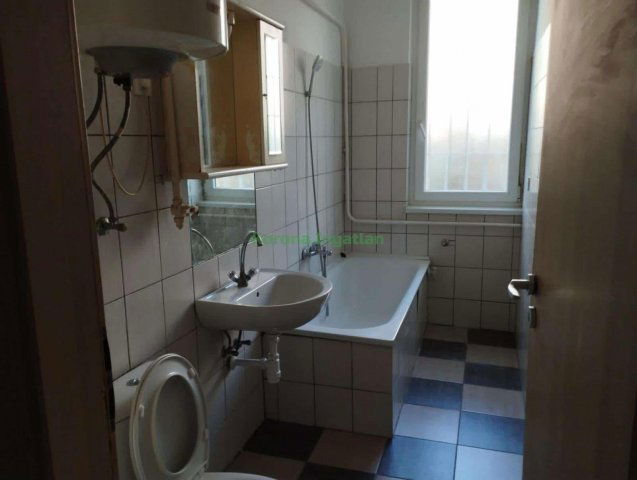 Eladó téglalakás, Nyíregyházán, Toldi utcában 31.9 M Ft