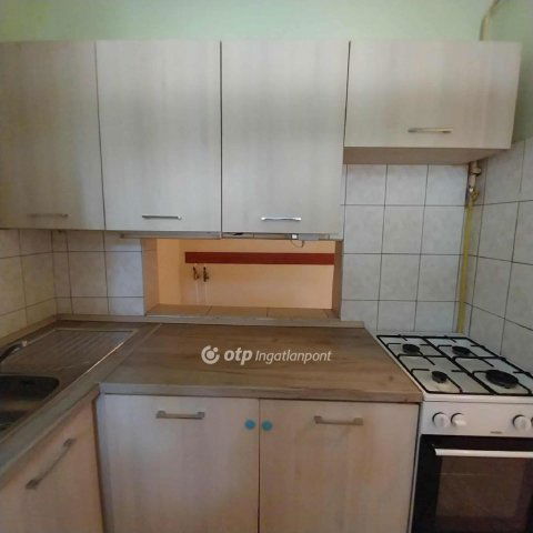 Kiadó téglalakás, albérlet, Nyíregyházán 120 E Ft / hó