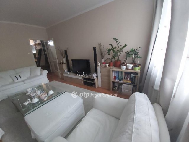 Eladó téglalakás, Budapesten, XIX. kerületben 85 M Ft