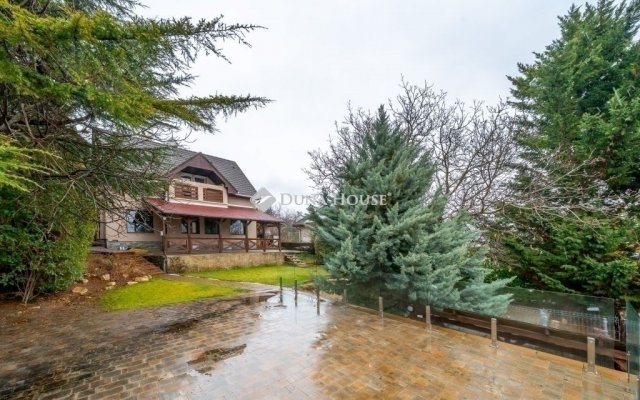 Eladó családi ház, Budaörsön 235 M Ft, 4 szobás