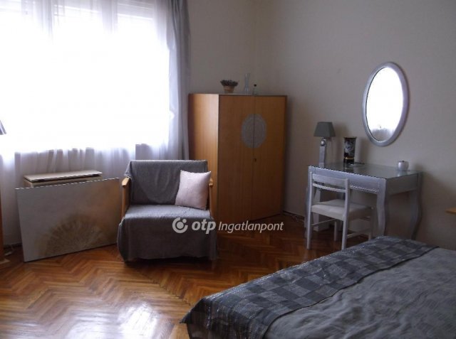 Eladó családi ház, Gyöngyösön 79.2 M Ft, 3 szobás