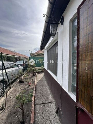 Eladó családi ház, Budapesten, IX. kerületben 62.9 M Ft