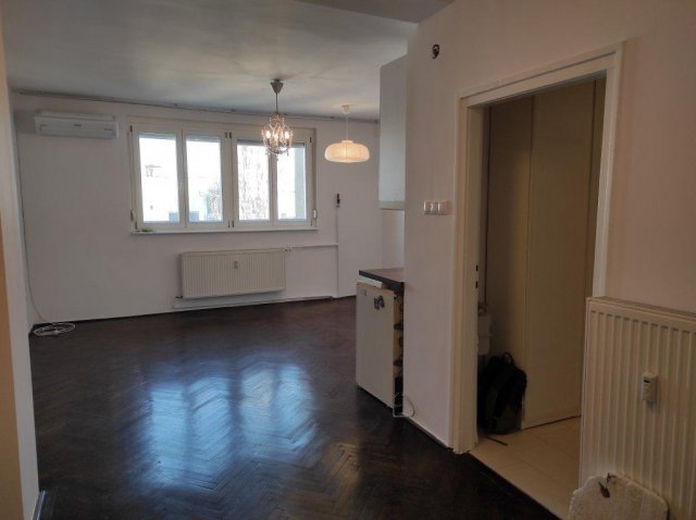 Kiadó téglalakás, albérlet, Budapesten, I. kerületben, 1 szobás