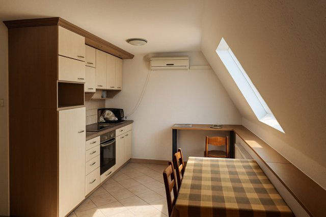 Eladó téglalakás, Kistarcsán 43.9 M Ft, 1 szobás