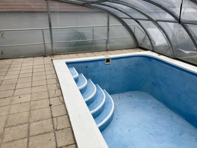 Eladó családi ház, Csornán 84.99 M Ft, 5 szobás