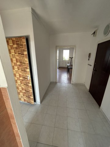 Kiadó panellakás, albérlet, Veszprémben 160 E Ft / hó, 2 szobás