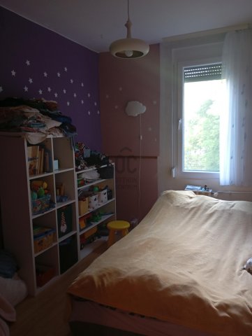 Eladó téglalakás, Szekszárdon, Május 1. utcában 32.5 M Ft