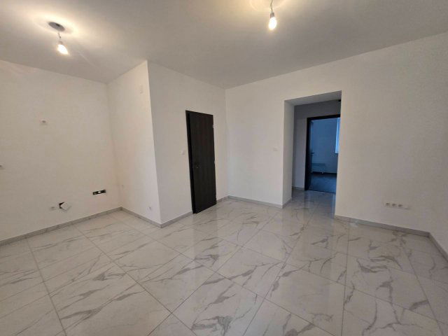 Eladó téglalakás, Kiskunlacházán 36.99 M Ft, 1+2 szobás