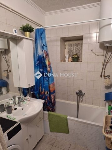 Eladó téglalakás, Budapesten, XIX. kerületben 85 M Ft, 4 szobás