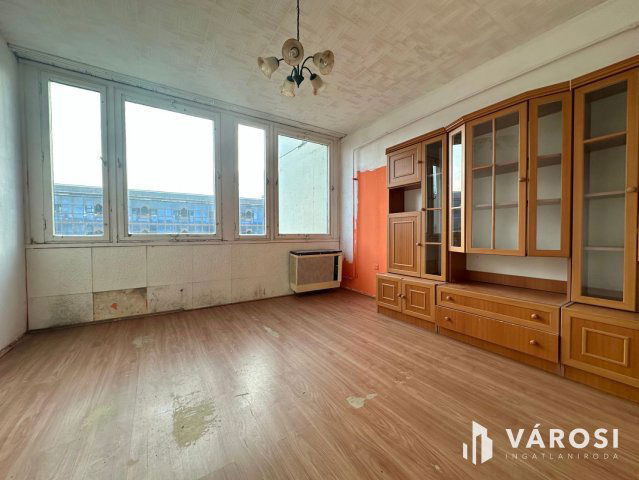 Eladó panellakás, Salgótarjánban 13.9 M Ft, 1+2 szobás