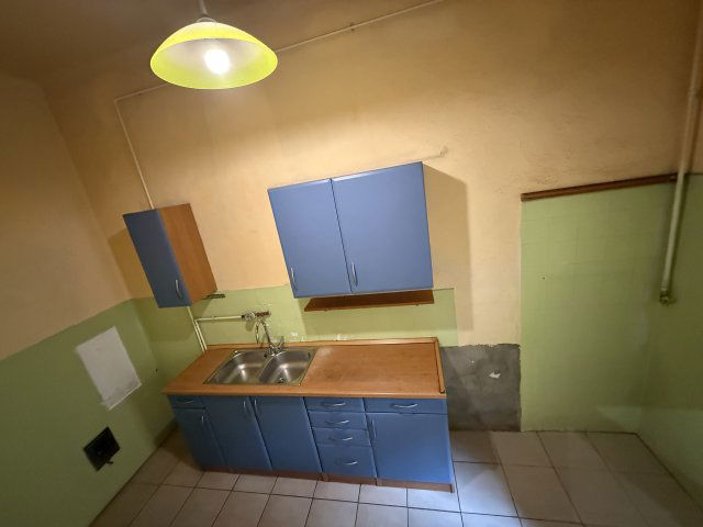 Eladó téglalakás, Budapesten, VI. kerületben 84.9 M Ft, 3 szobás