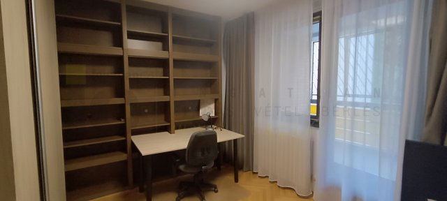 Kiadó téglalakás, albérlet, Szegeden, Batthyány utcában