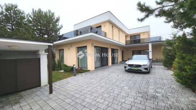 Eladó családi ház, Érden 270 M Ft, 4 szobás