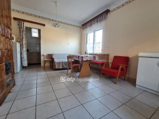 Eladó családi ház, Balmazújvárosban 54.9 M Ft, 2 szobás