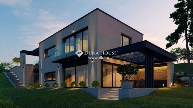 Eladó családi ház, Pécsett 381 M Ft, 4 szobás