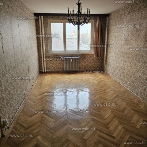 Eladó panellakás, Budapesten, III. kerületben 72 M Ft, 3 szobás