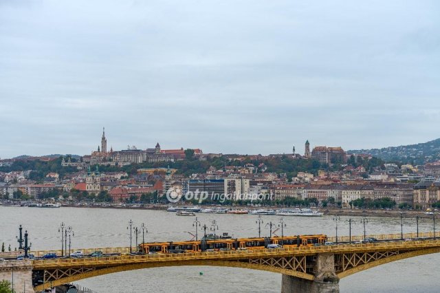 Eladó téglalakás, Budapesten, XIII. kerületben 250 M Ft