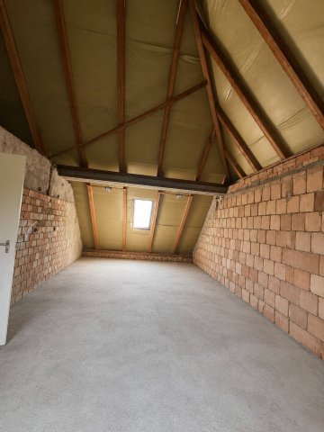 Eladó családi ház, Kozármislenyen 179.9 M Ft, 10 szobás