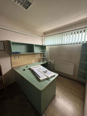 Kiadó ipari ingatlan, Szakonyfalun 1322 E Ft / hó