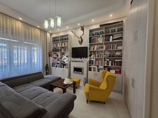 Eladó téglalakás, Budapesten, XII. kerületben 120 M Ft, 3 szobás