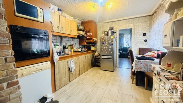 Eladó családi ház, Hódmezővásárhelyen 47 M Ft, 3 szobás