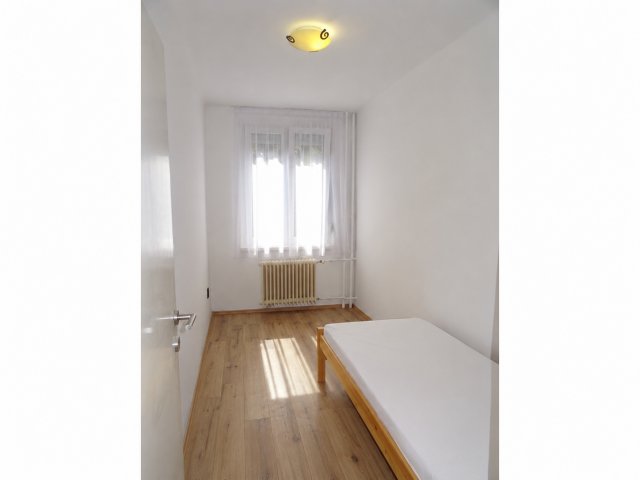 Eladó téglalakás, Szombathelyen 37.49 M Ft, 2 szobás