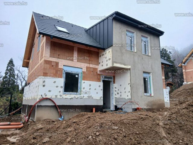 Eladó ikerház, Pilisborosjenőn 175 M Ft, 2+2 szobás