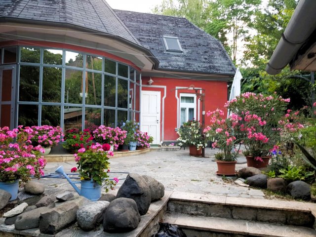 Eladó családi ház, Szekszárdon 94.9 M Ft, 5 szobás