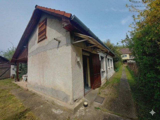 Eladó családi ház, Miskolcon 24.5 M Ft, 2 szobás