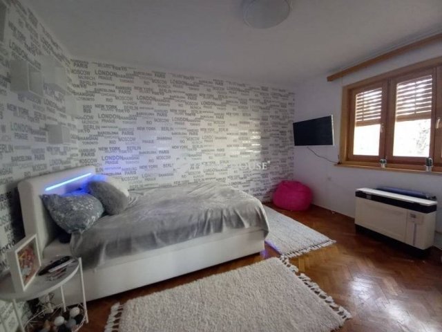 Eladó téglalakás, Pécsett 65 M Ft, 2 szobás
