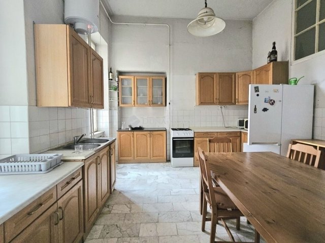 Eladó téglalakás, Budapesten, VIII. kerületben 159.99 M Ft