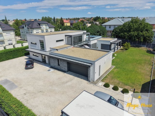 Eladó családi ház, Érden 520 M Ft, 5 szobás