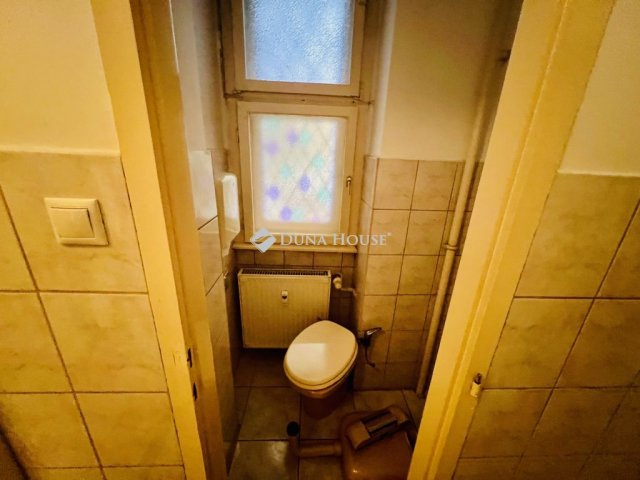 Eladó iroda, Budapesten, VII. kerületben, Károly körúton