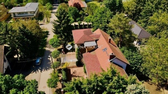 Eladó családi ház, Budapesten, II. kerületben 295 M Ft, 9 szobás