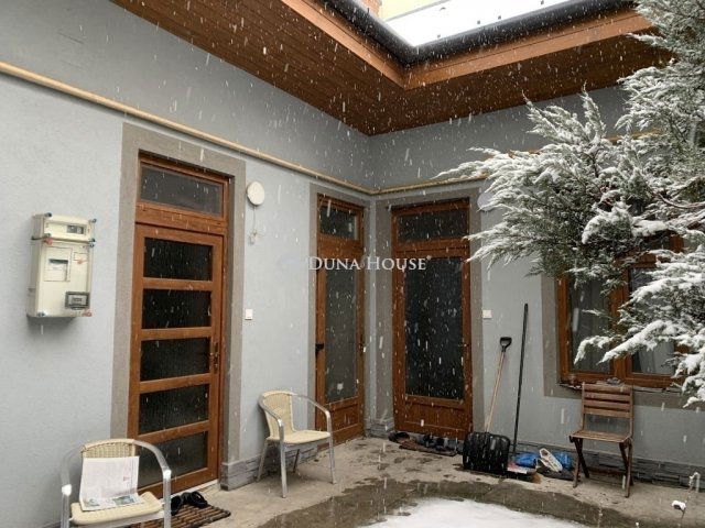Eladó téglalakás, Budapesten, IV. kerületben 54.9 M Ft, 2 szobás