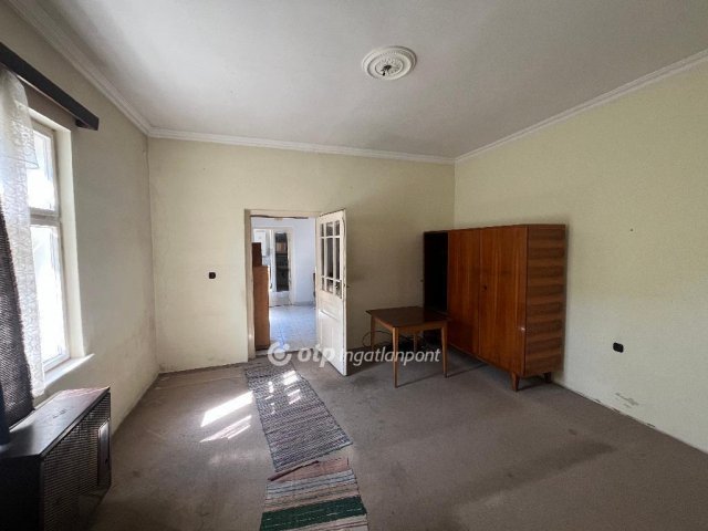 Eladó családi ház, Debrecenben 85 M Ft, 5 szobás