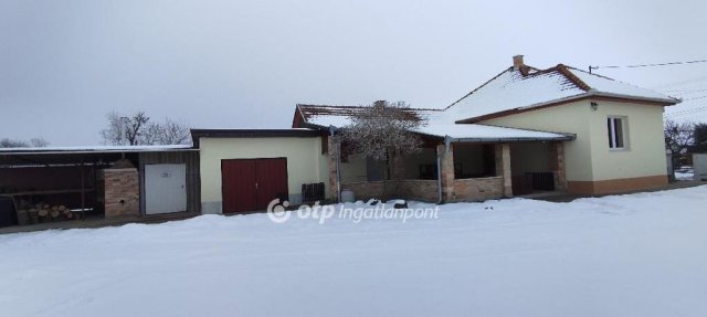 Eladó családi ház, Jánoshidán 36 M Ft, 2+1 szobás