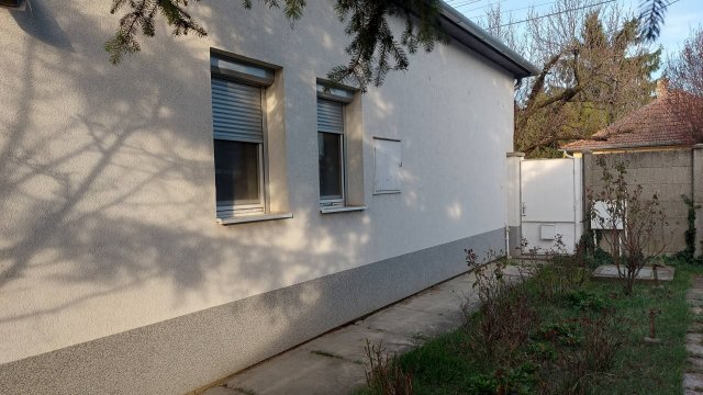 Eladó családi ház, Gyulán 88.2 M Ft, 5 szobás