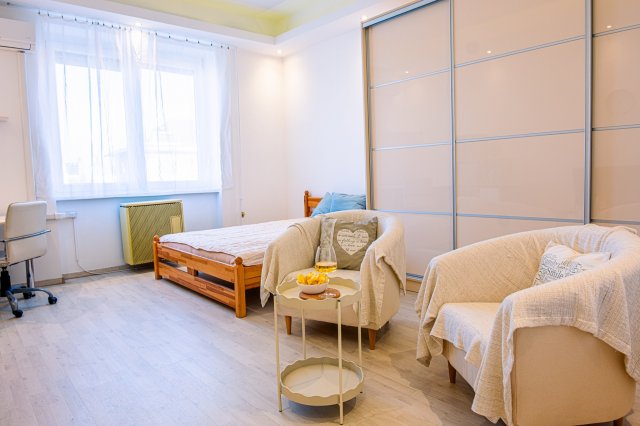 Kiadó téglalakás, albérlet, XI. kerületben, Fehérvári úton