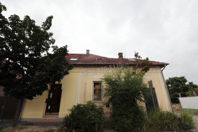 Eladó családi ház, Gyulán, Vár utcában 66 M Ft, 3+1 szobás