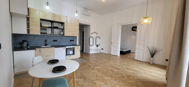 Eladó téglalakás, Budapesten, IX. kerületben 162 M Ft, 3 szobás