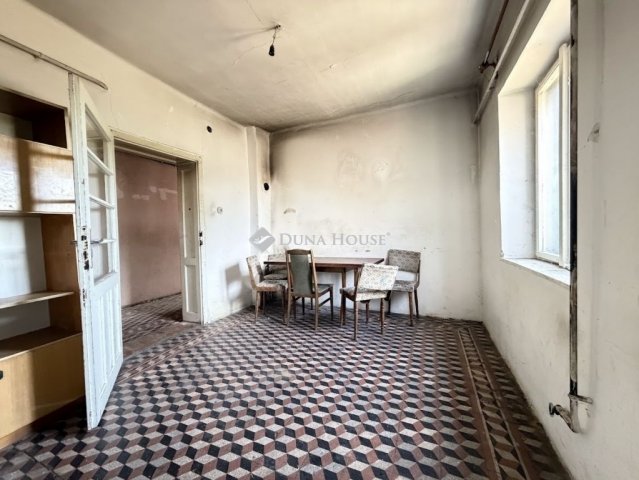 Eladó családi ház, Tápiószecsőn 21.3 M Ft, 2 szobás