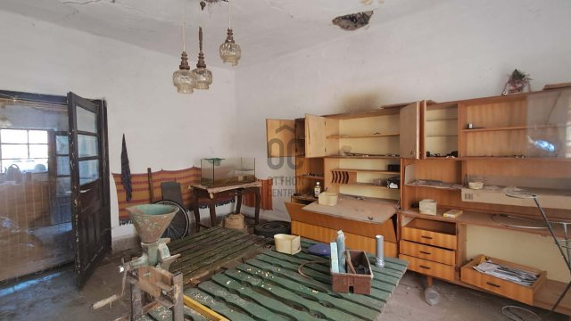 Eladó családi ház, Hosszúpályin 13.9 M Ft, 3 szobás