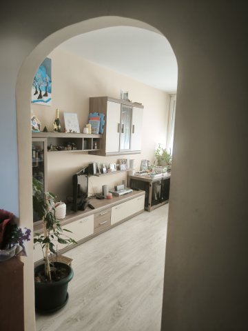 Eladó panellakás, Hajdúszoboszlón 79.99 M Ft, 2+2 szobás