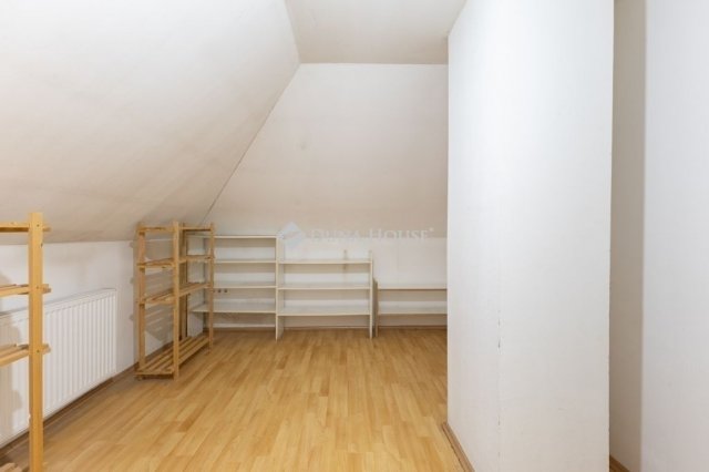 Eladó családi ház, Budapesten, XVIII. kerületben 99.9 M Ft