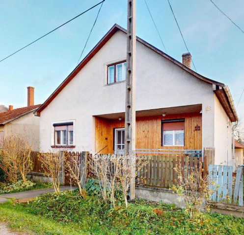 Eladó családi ház, Sajókazán 15.9 M Ft, 3 szobás